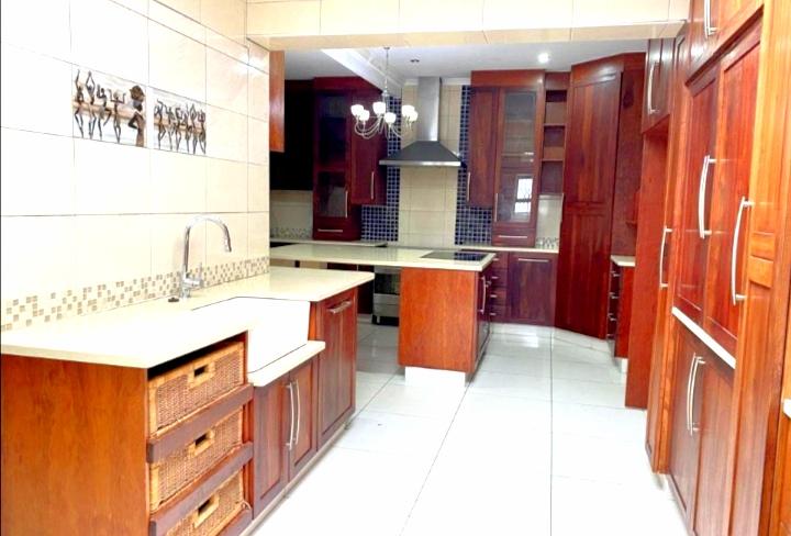 4 Bedroom Property for Sale in Meer En See KwaZulu-Natal