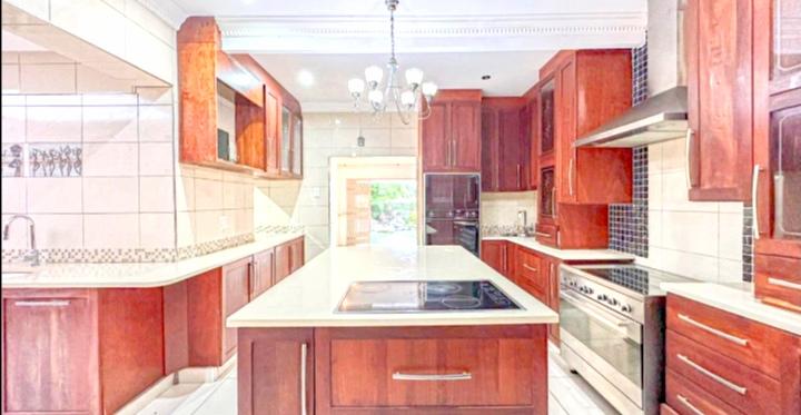 4 Bedroom Property for Sale in Meer En See KwaZulu-Natal