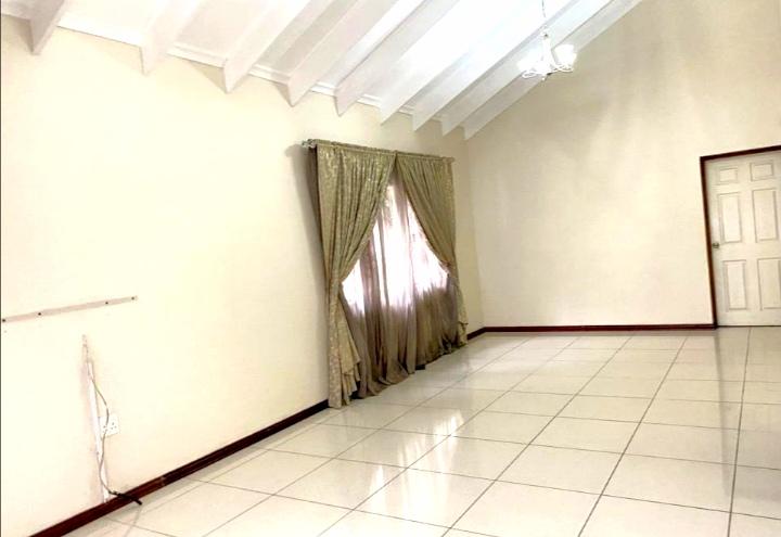 4 Bedroom Property for Sale in Meer En See KwaZulu-Natal