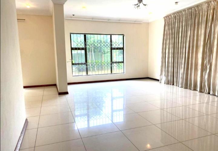 4 Bedroom Property for Sale in Meer En See KwaZulu-Natal
