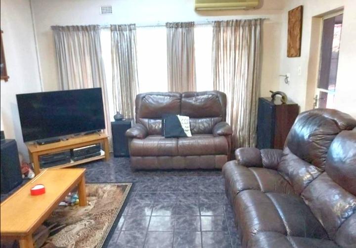 3 Bedroom Property for Sale in Veld En Vlei KwaZulu-Natal