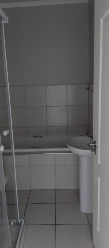 To Let 2 Bedroom Property for Rent in Illovo Beach KwaZulu-Natal