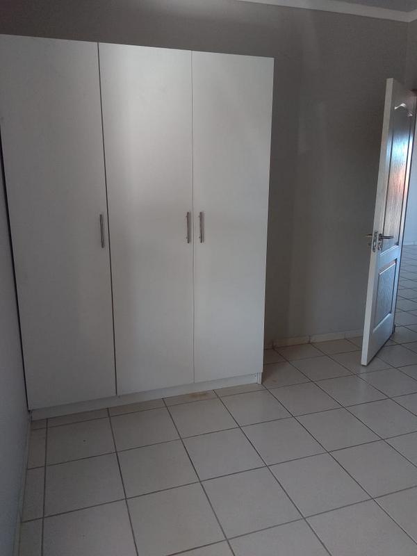 To Let 2 Bedroom Property for Rent in Illovo Beach KwaZulu-Natal