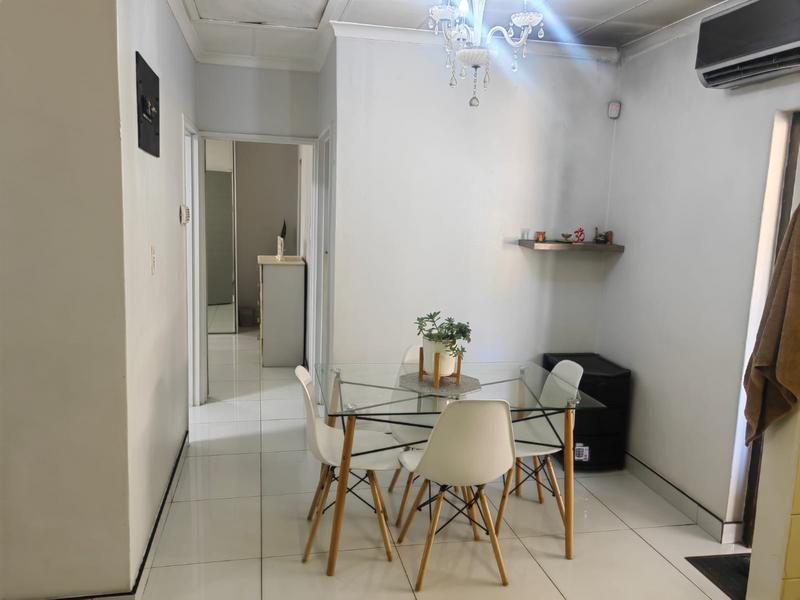 To Let 2 Bedroom Property for Rent in Malvern KwaZulu-Natal