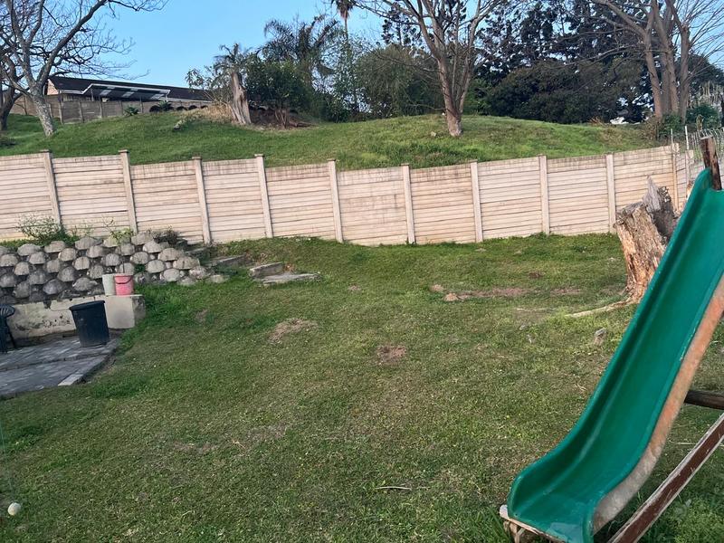To Let 2 Bedroom Property for Rent in Malvern KwaZulu-Natal