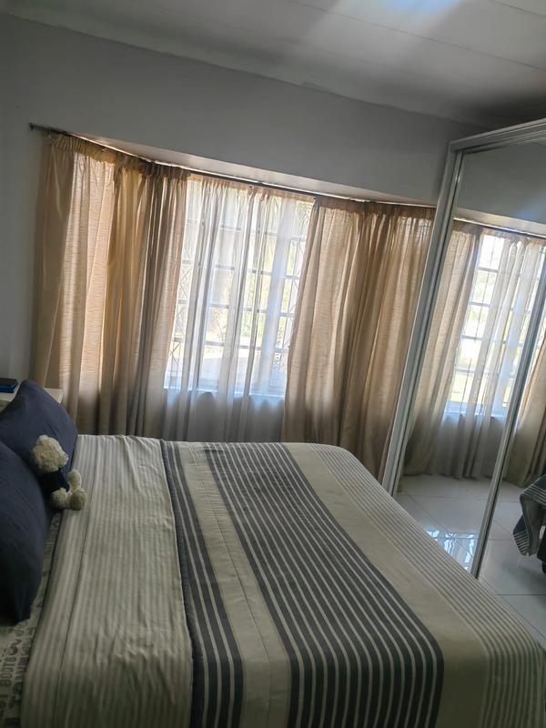 To Let 2 Bedroom Property for Rent in Malvern KwaZulu-Natal