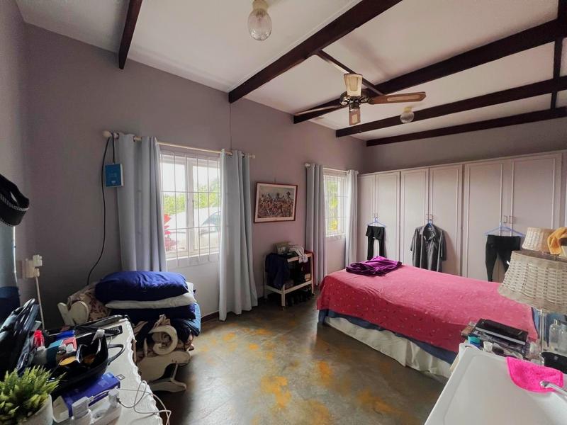 4 Bedroom Property for Sale in Palm Beach KwaZulu-Natal