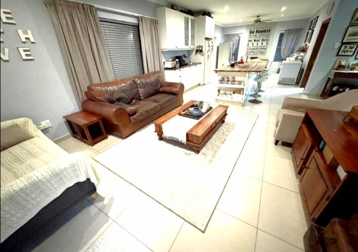 4 Bedroom Property for Sale in Meer En See KwaZulu-Natal