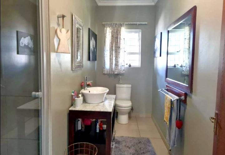 4 Bedroom Property for Sale in Meer En See KwaZulu-Natal