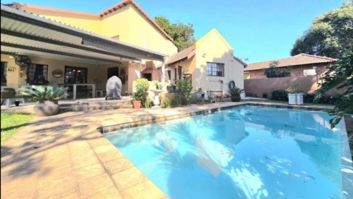 3 Bedroom Property for Sale in Meer En See KwaZulu-Natal