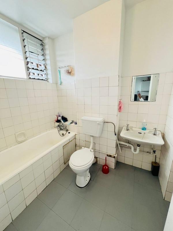 1 Bedroom Property for Sale in Berea KwaZulu-Natal