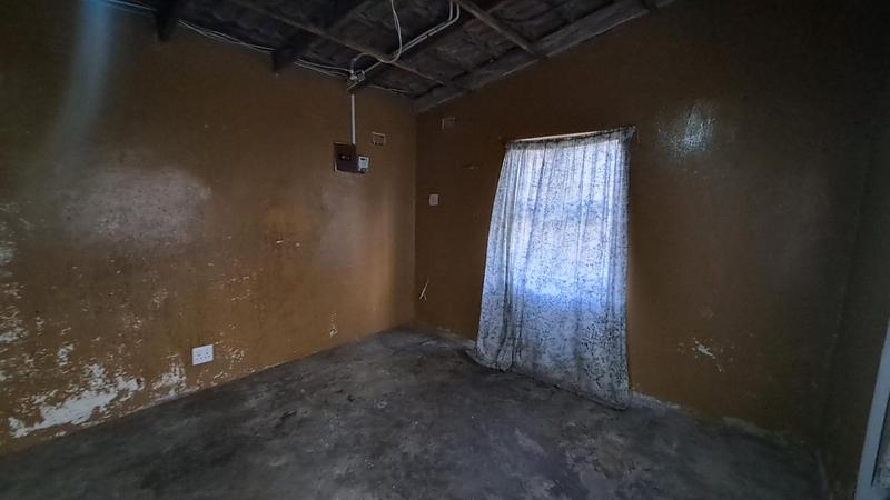 To Let 1 Bedroom Property for Rent in Umlazi KwaZulu-Natal