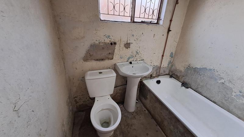 To Let 1 Bedroom Property for Rent in Umlazi KwaZulu-Natal