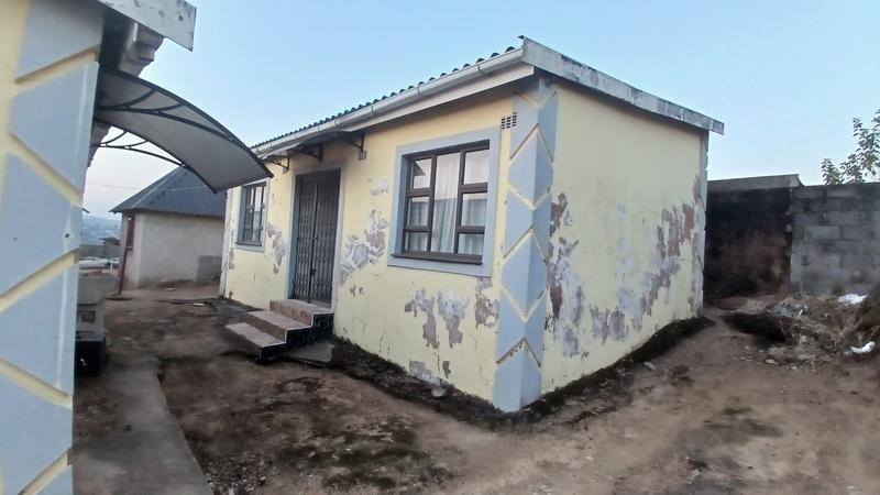 2 Bedroom Property for Sale in Umlazi KwaZulu-Natal