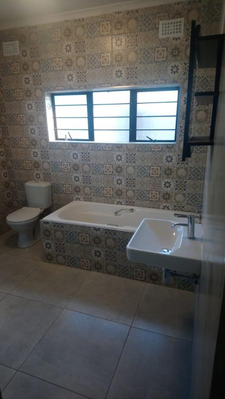 To Let 3 Bedroom Property for Rent in Malvern KwaZulu-Natal