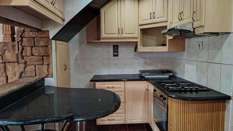 3 Bedroom Property for Sale in Woodhurst KwaZulu-Natal
