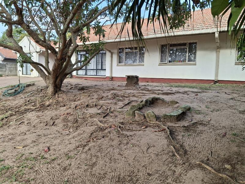 3 Bedroom Property for Sale in Saiccor Village KwaZulu-Natal