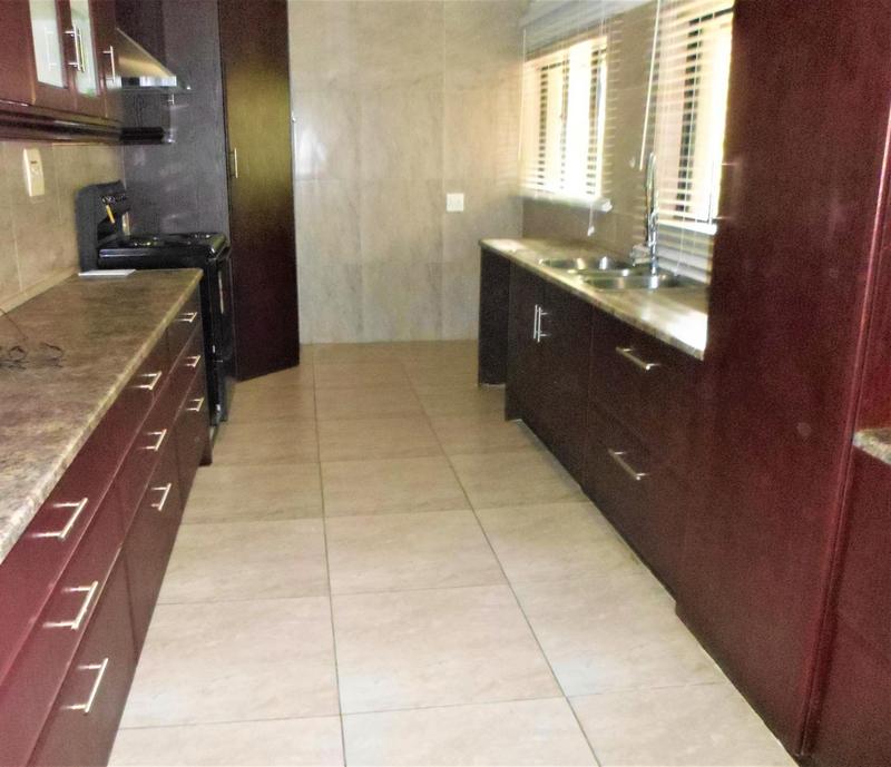 To Let 3 Bedroom Property for Rent in Westbrook KwaZulu-Natal