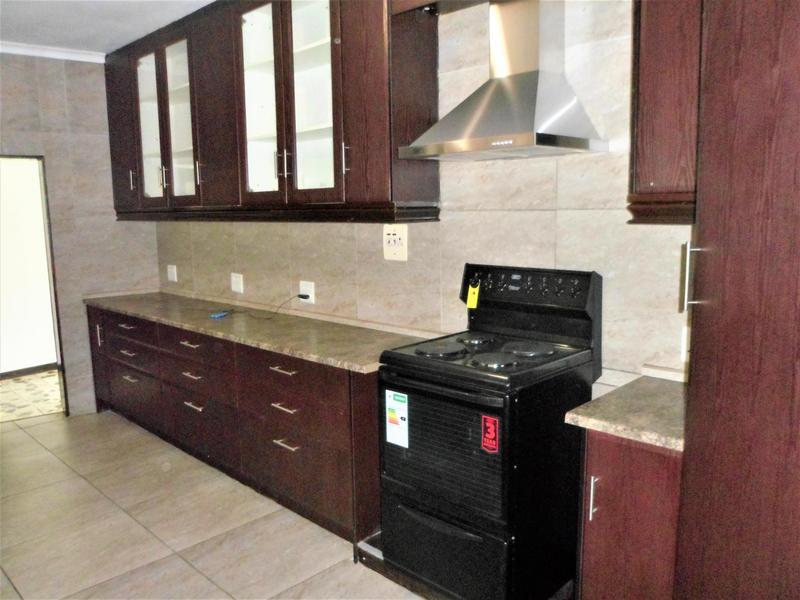 To Let 3 Bedroom Property for Rent in Westbrook KwaZulu-Natal