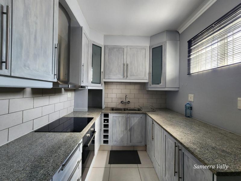 To Let 2 Bedroom Property for Rent in Essenwood KwaZulu-Natal