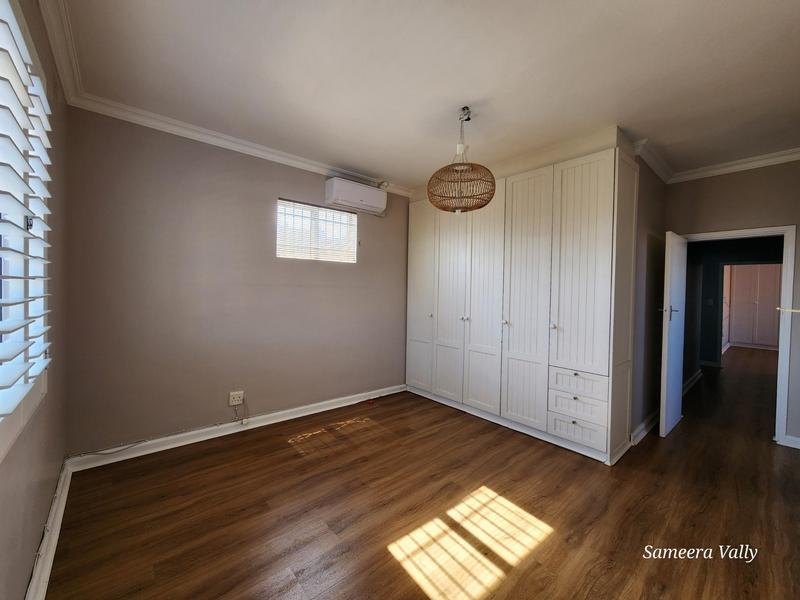 To Let 2 Bedroom Property for Rent in Essenwood KwaZulu-Natal