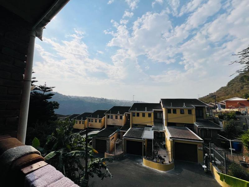 3 Bedroom Property for Sale in Reservoir Hills KwaZulu-Natal