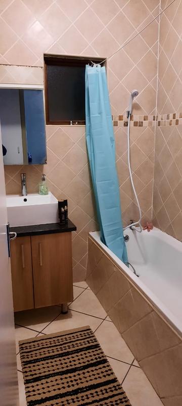 2 Bedroom Property for Sale in Southgate KwaZulu-Natal