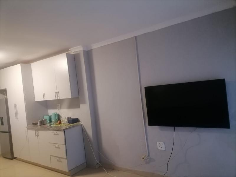 To Let 1 Bedroom Property for Rent in Bluff KwaZulu-Natal