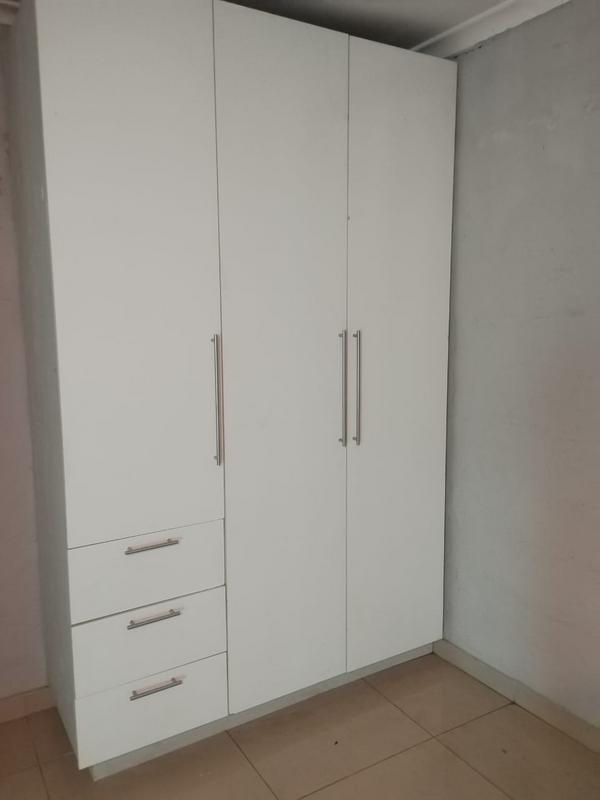 To Let 1 Bedroom Property for Rent in Bluff KwaZulu-Natal