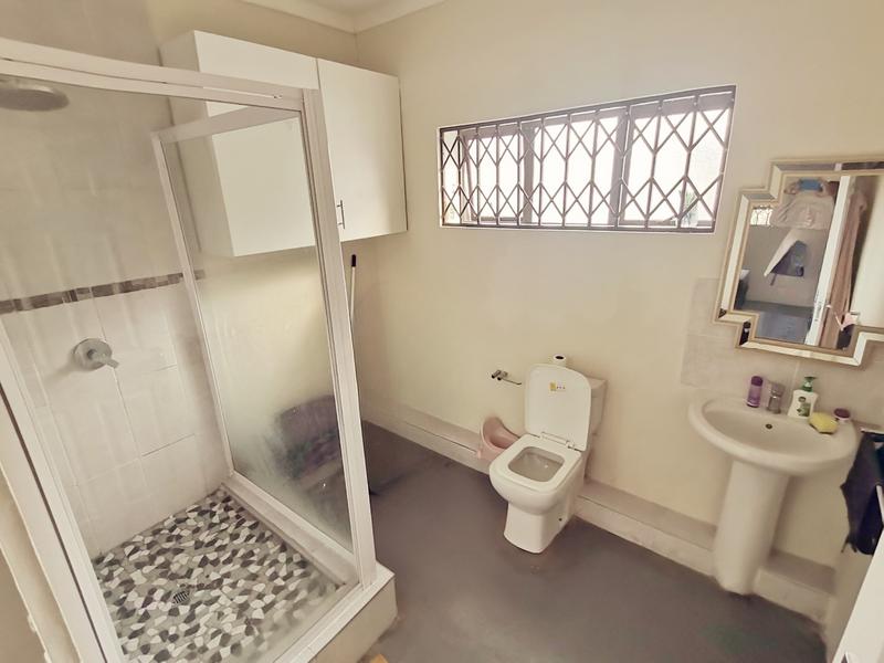 1 Bedroom Property for Sale in Farningham Ridge KwaZulu-Natal