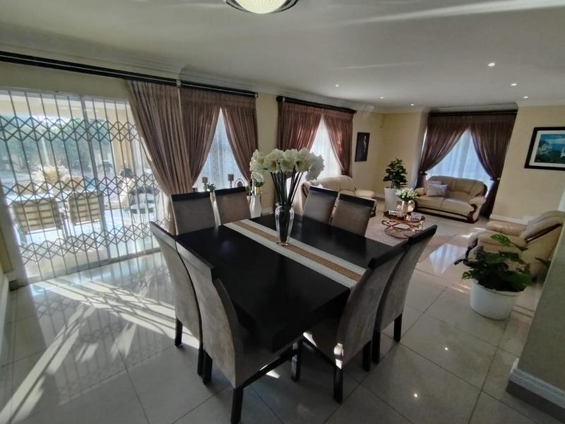 6 Bedroom Property for Sale in Somerset Park KwaZulu-Natal