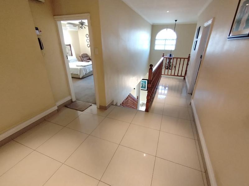 6 Bedroom Property for Sale in Somerset Park KwaZulu-Natal