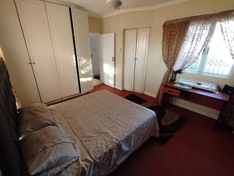 6 Bedroom Property for Sale in Somerset Park KwaZulu-Natal