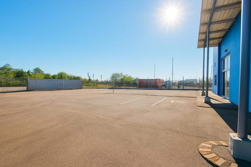 To Let commercial Property for Rent in Shelly Beach KwaZulu-Natal