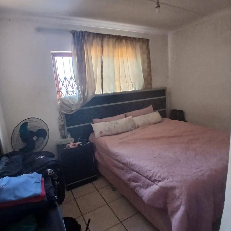 To Let 2 Bedroom Property for Rent in Montclair KwaZulu-Natal