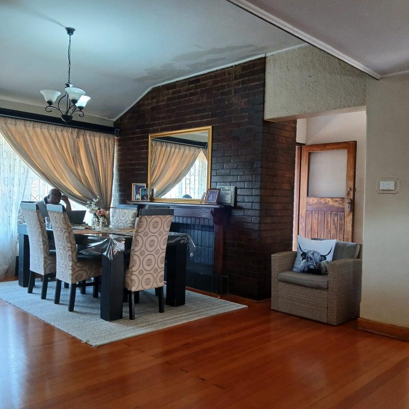 3 Bedroom Property for Sale in Montclair KwaZulu-Natal