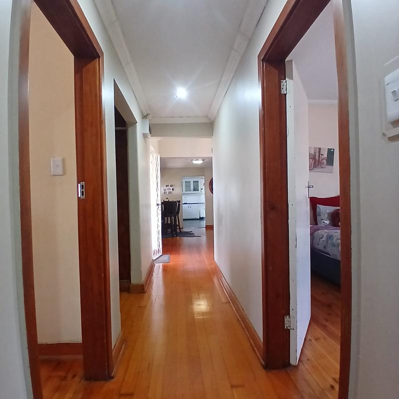 3 Bedroom Property for Sale in Montclair KwaZulu-Natal