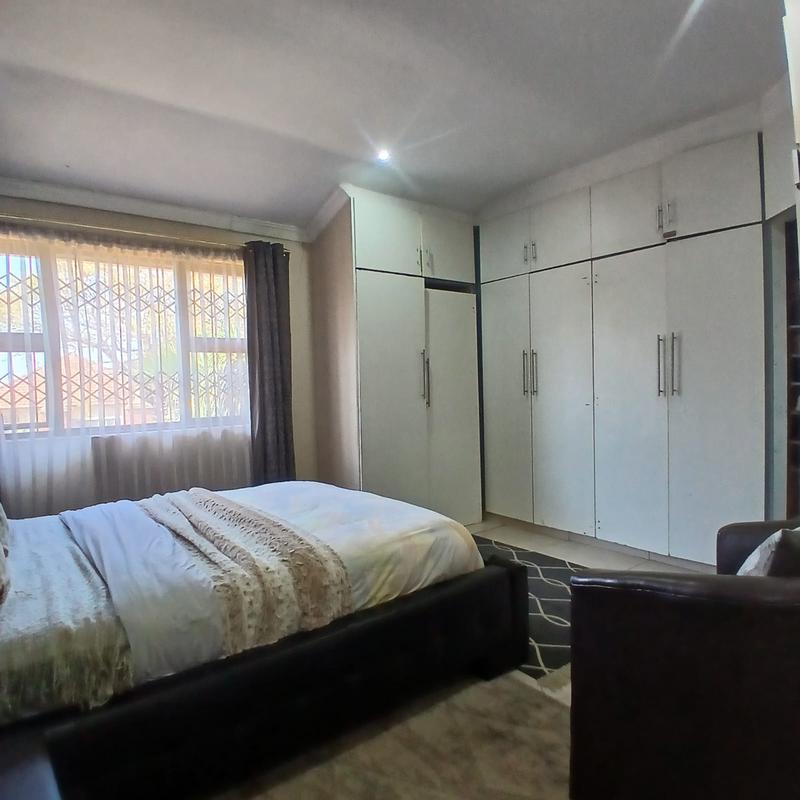 3 Bedroom Property for Sale in Montclair KwaZulu-Natal