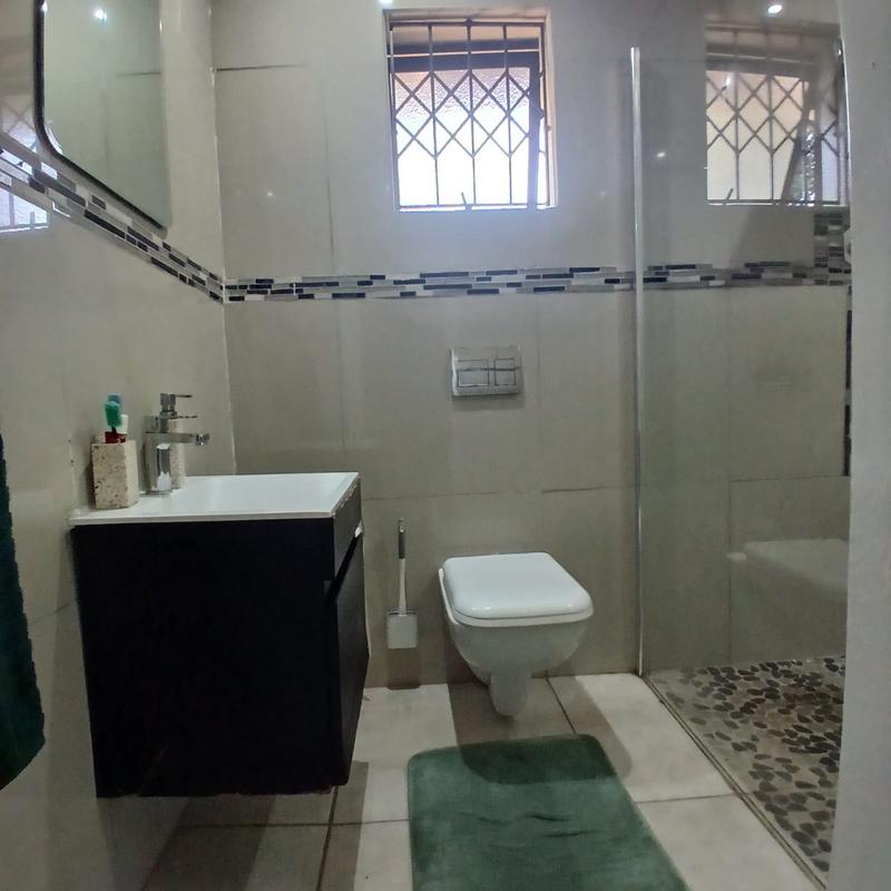 3 Bedroom Property for Sale in Montclair KwaZulu-Natal