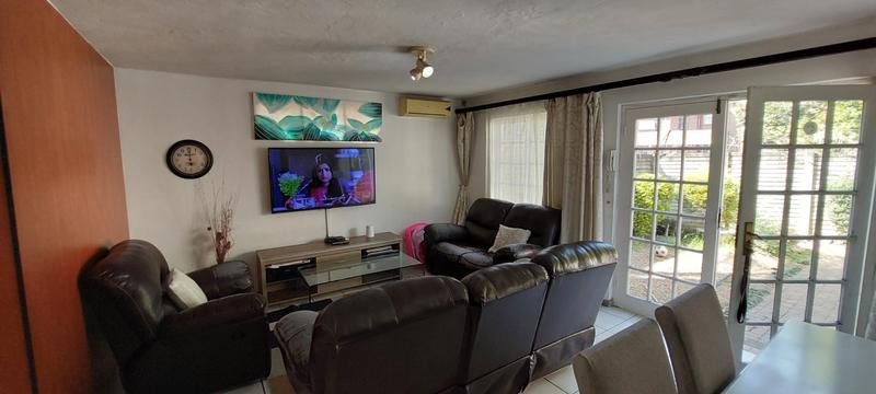 3 Bedroom Property for Sale in Scottsville KwaZulu-Natal