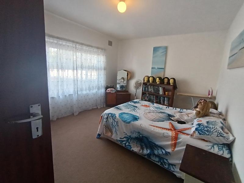 2 Bedroom Property for Sale in Manaba Beach KwaZulu-Natal