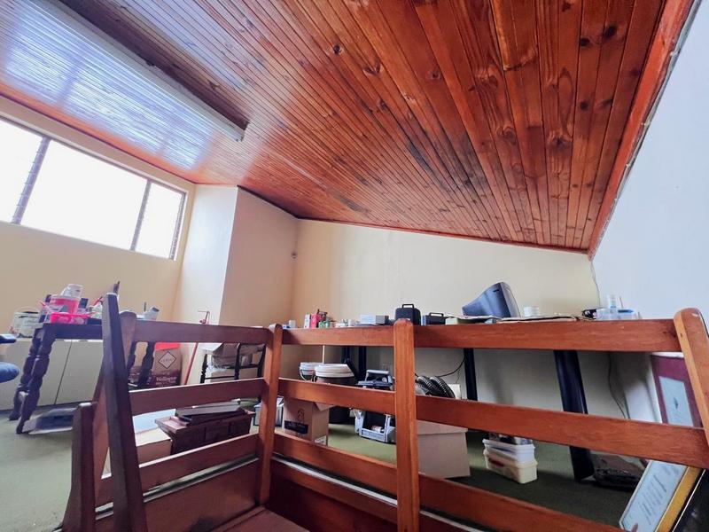 4 Bedroom Property for Sale in Port Edward KwaZulu-Natal