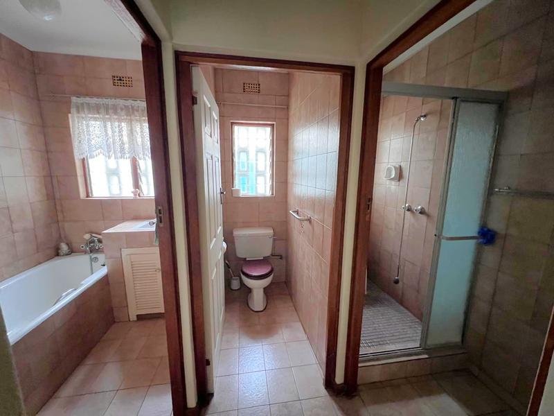 4 Bedroom Property for Sale in Port Edward KwaZulu-Natal