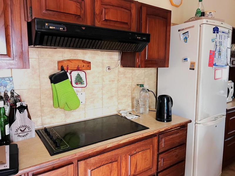 4 Bedroom Property for Sale in Port Edward KwaZulu-Natal