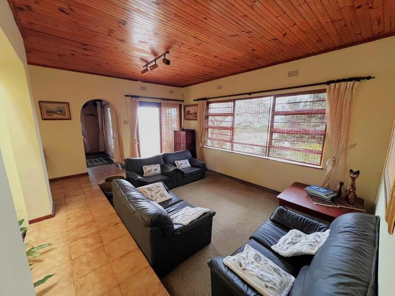 4 Bedroom Property for Sale in Port Edward KwaZulu-Natal