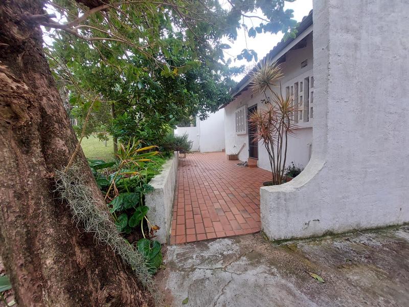 4 Bedroom Property for Sale in Port Edward KwaZulu-Natal