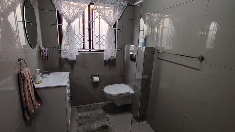 3 Bedroom Property for Sale in Malvern KwaZulu-Natal