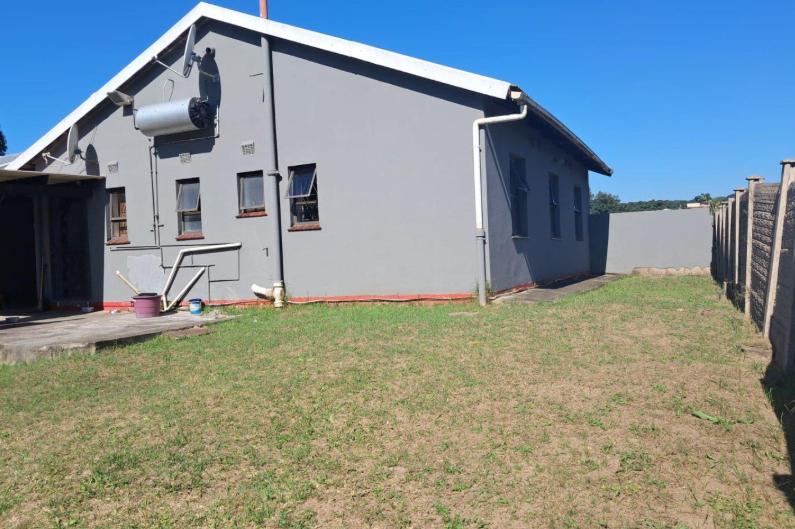 3 Bedroom Property for Sale in Montclair KwaZulu-Natal