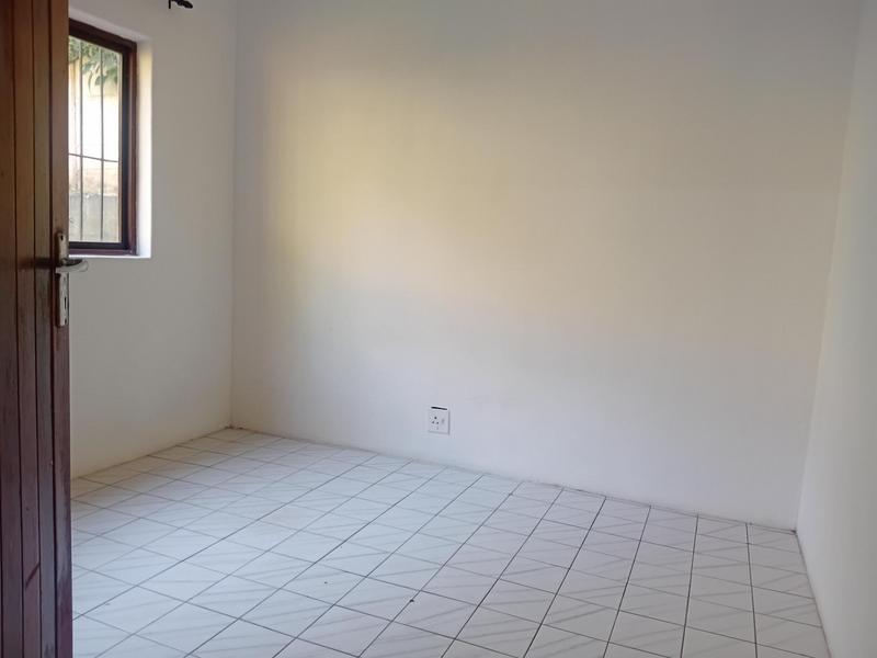 To Let 2 Bedroom Property for Rent in Anerley KwaZulu-Natal