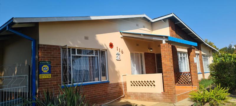 5 Bedroom Property for Sale in Glencoe KwaZulu-Natal